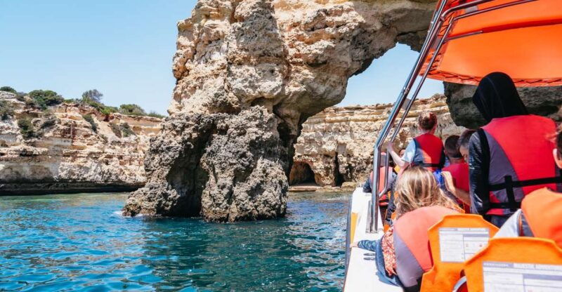 vilamoura-benagil-cave-boat-tour-with-entry