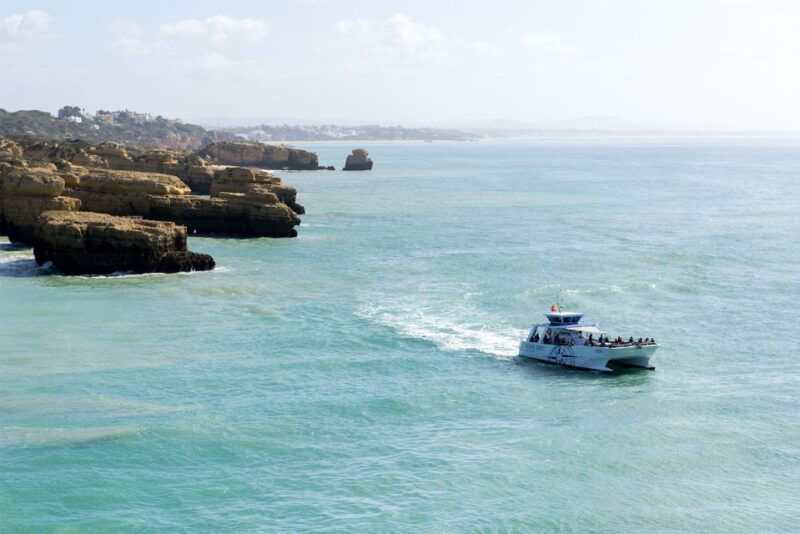 vilamoura-benagil-cave-quest-boat-tour