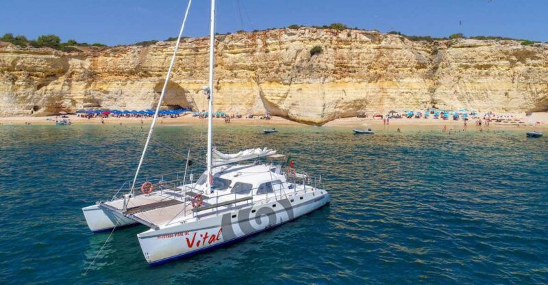 vilamoura-guided-sightseeing-cruise-with-beach-bbq-drinks