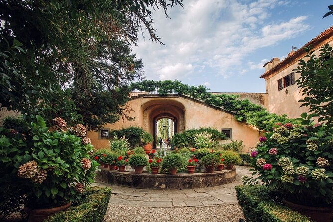 villa-medicea-di-lilliano-tour-with-wine-tasting
