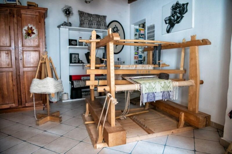 villacidro-sardinian-weaving-workshop-local-experience