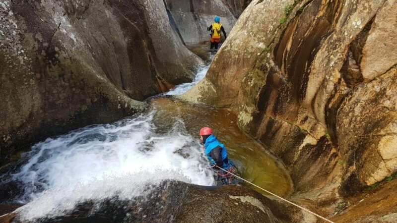 villacidro-zairi-river-canyoning-adventure