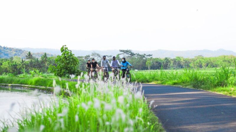village-cycling-tour-in-nanggulan