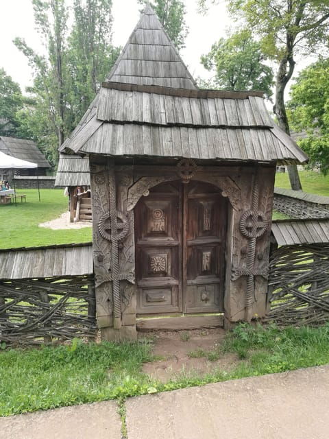 village-museum-bucharest-guided-tour