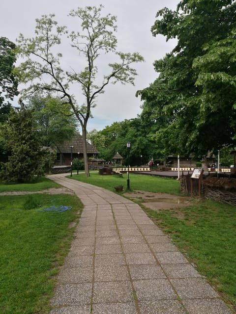 village-museum-bucharest-guided-tour