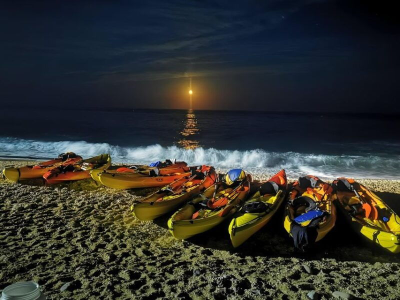villajoyosa-moonlight-kayaking-and-dinner-under-the-stars