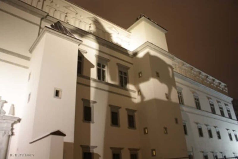 Vilnius: City Highlights Walking Tour - Starting Point and Duration