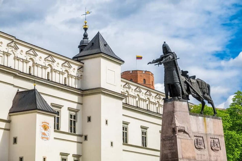 Vilnius: Express Walk with a Local in 60 minutes - Final Thoughts