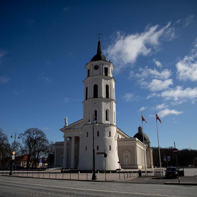 Vilnius: Private Half-Day City Tour by Minivan - An Honest Look at the Vilnius Private Half-Day Tour
