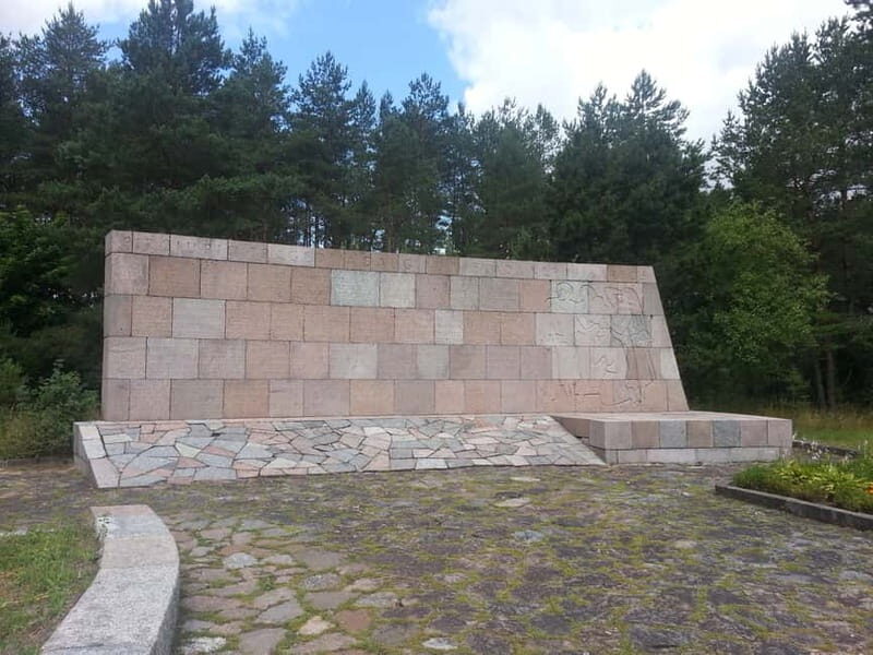 Vilnius: Private Paneriai Park, Trakai Castle, Kernav Tour - An In-Depth Look at the Vilnius Private Tour