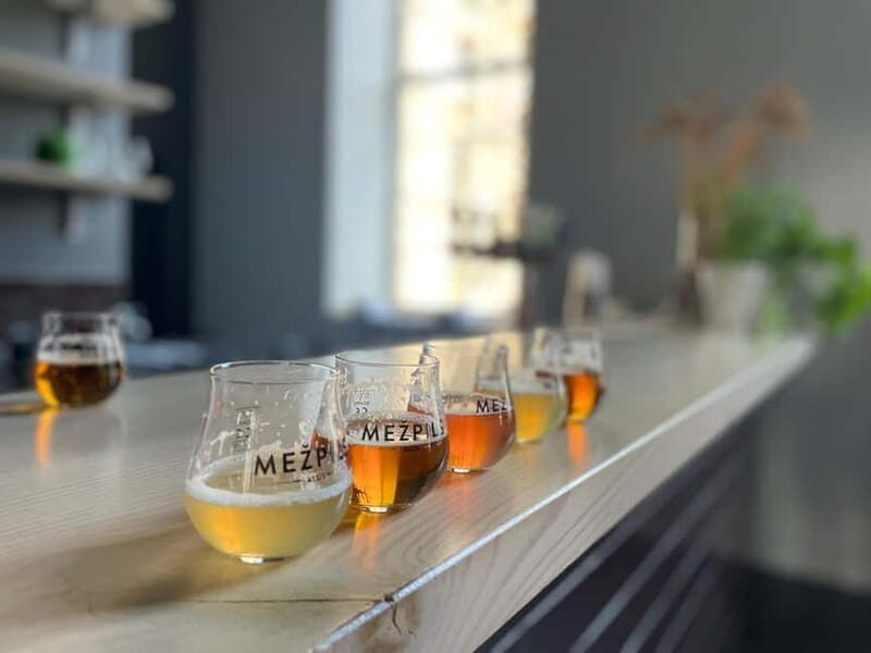 Vilnius: Pub Crawl with Welcome Drink and Traditional Snacks - Key Points
