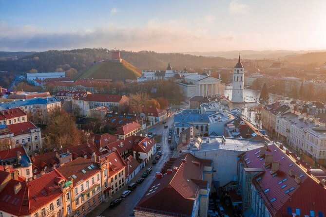 vilnius-to-riga-sightseeing-transfer