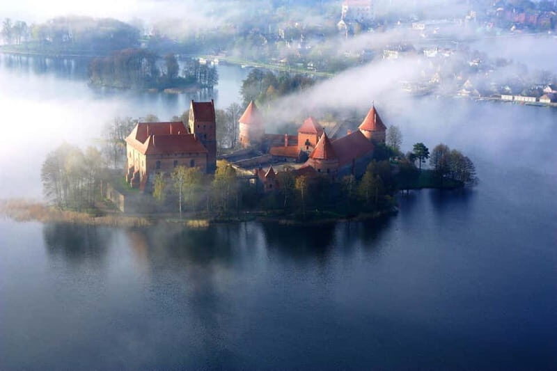 Vilnius:Hot Air Balloon Flight Over Trakai or Vilnius - Key Points
