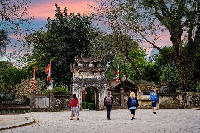 Vina Cruise: 3-Day Tour to Ninh Binh and Halong Bay from Hanoi - Day Two: From Ninh Binh to the Majestic Halong Bay