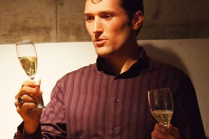 vineyard-tour-tasting-of-all-our-lineup