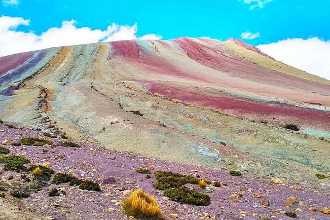 vinicunca-rainbow-mountain-trek-1-day-by-cusipata-huaynas-expeditions