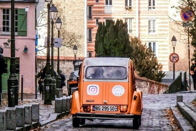 vintage-2cv-adventure-3-hour-paris-highlights-tour