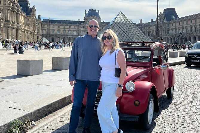 vintage-2cv-adventure-3-hour-paris-highlights-tour