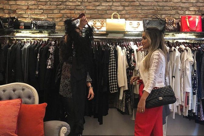 vintage-and-thrift-shopping-tour-in-ba