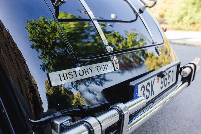 vintage-cars-prague-grand-city-tour-150min-1-6-pers-25hrs-2