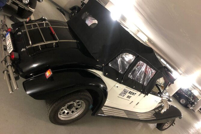 vintage-cars-prague-grand-city-tour-150min-1-6-pers-25hrs-2