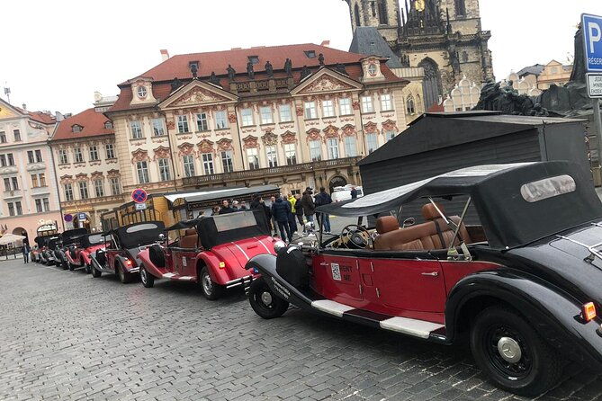 vintage-cars-prague-grand-city-tour-150min-1-6-pers-25hrs-2