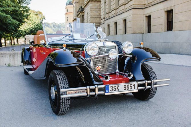 vintage-cars-prague-sightseeing-tour-90min-1-6-pers