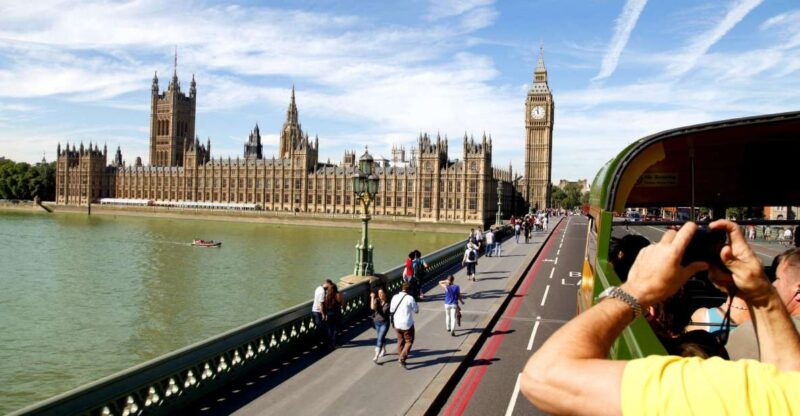 vintage-double-decker-bus-tour-thames-river-cruise