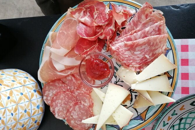 vintage-fiat-500-chianti-classico-wine-tour-and-tuscan-lunch