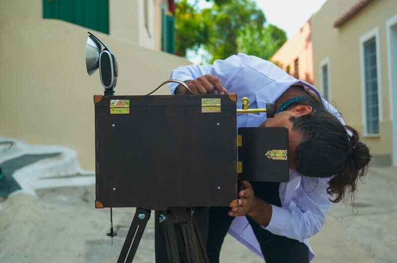 Vintage photoshooting with a box camera - A Fun and Authentic Vintage Photoshoot in Athens