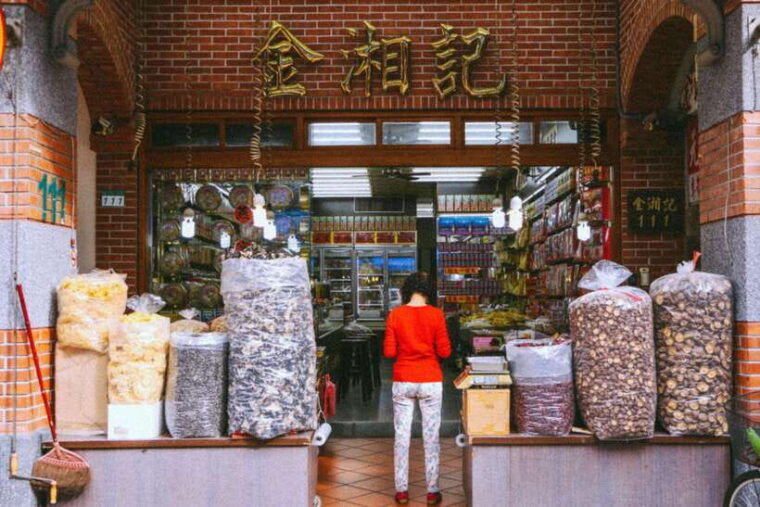 vintage-taipei-best-of-taiwan-and-sunset-walking-tour