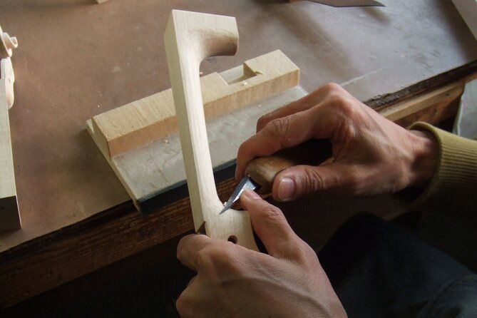 violin-workshop-tour-from-nagoya-with-english-guide