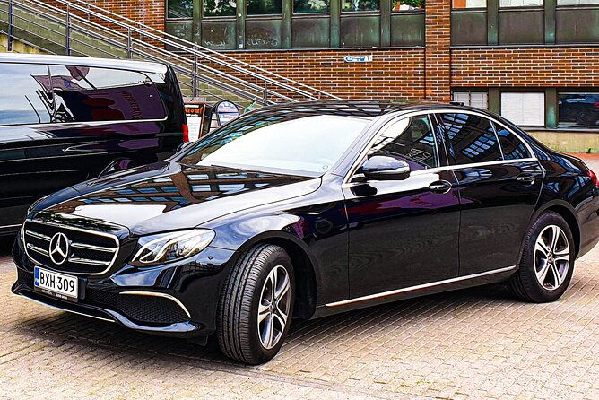 vip-airport-transfers-by-new-cars-in-helsinki