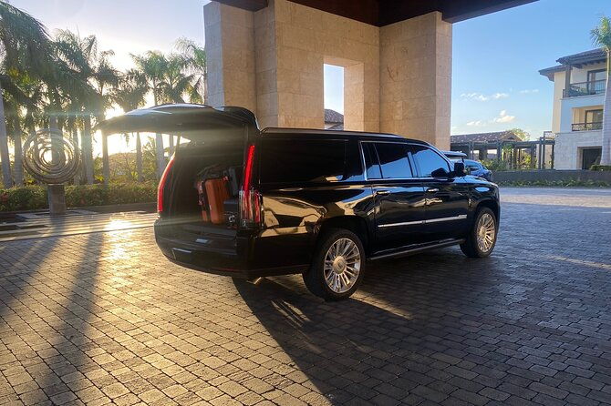 vip-cadillac-transportation-in-punta-cana-bavaro-roundtrip
