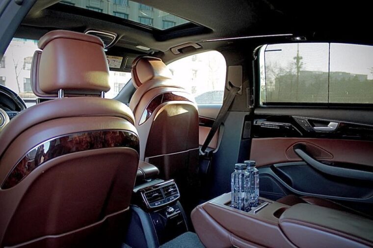 vip-castles-tour-from-bucharest-to-brasov-old-town