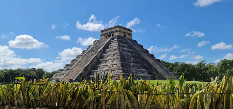 VIP Chichen Itza Private Tour (+ cenote & Valladolid) - Visiting Chichen Itza: What Makes It Special