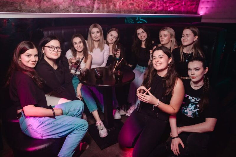 vip-club-entry-and-booth-booking