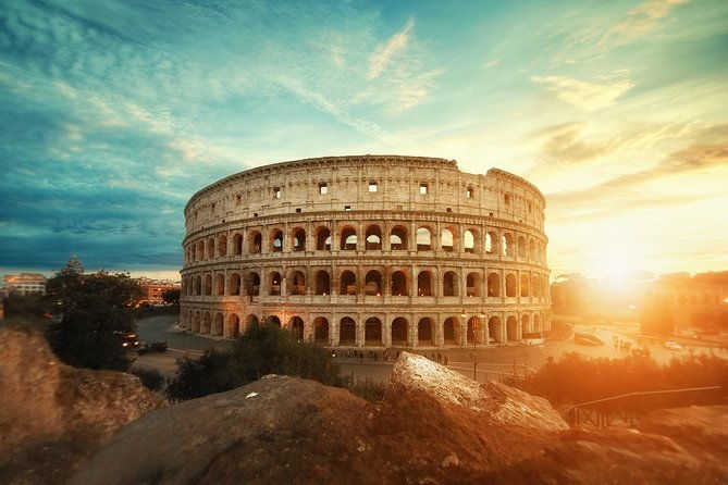 vip-colosseum-palatine-hill-and-roman-forum-small-group-tour