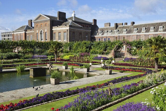 vip-kensington-palace-tour-royal-tea-crown-experience