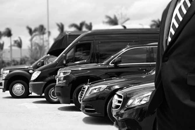 vip-limo-transfers-from-to-santorini-airport