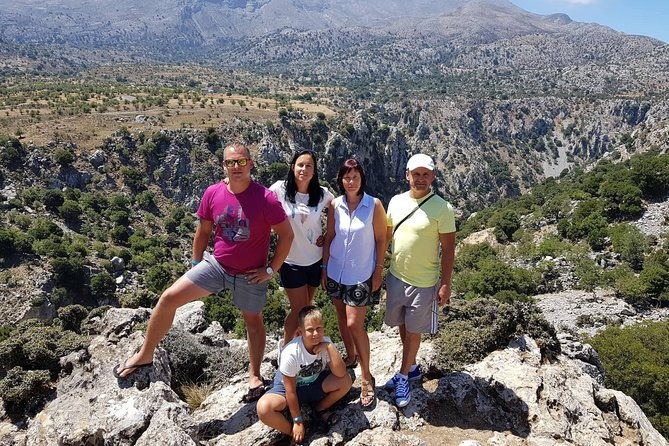 vip-luxury-private-tour-half-day-4x4-excursion-with-land-rover