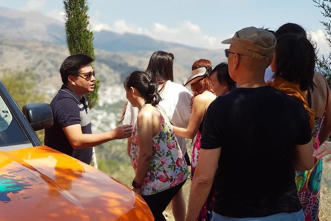 vip-luxury-private-tour-half-day-4x4-excursion-with-land-rover