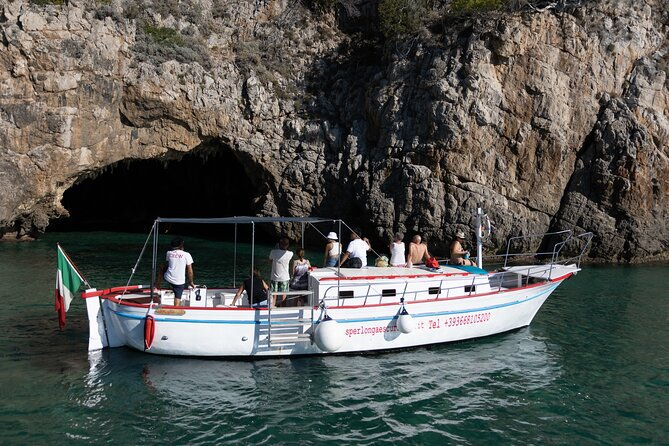 vip-private-day-boat-trip-to-gaeta-and-sperlonga