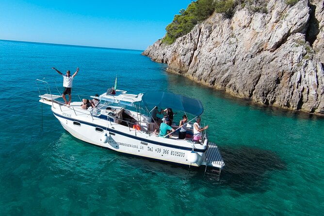 vip-private-day-boat-trip-to-gaeta-and-sperlonga