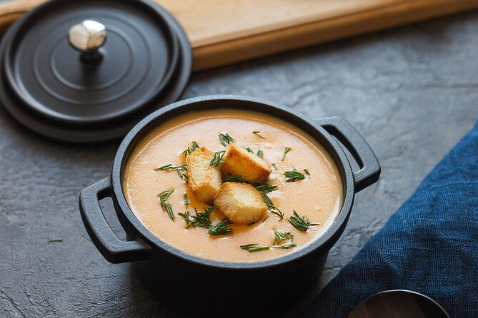 vip-private-food-prague-tour-by-car-food-drinks-and-boat