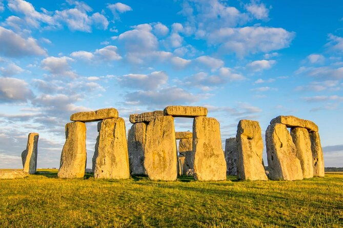 vip-private-full-day-tour-london-to-cotswolds-bath-stonehenge