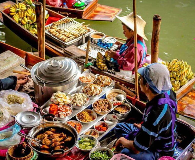 vip-private-group-tour-to-the-iconic-thailands-markets
