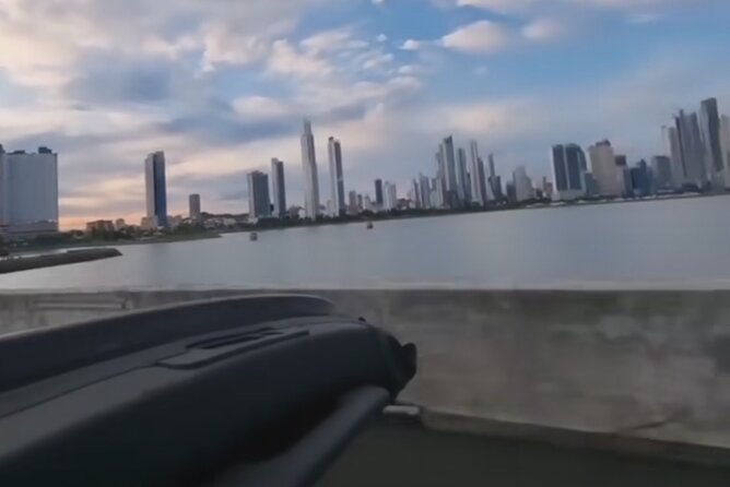 vip-private-tour-in-a-bmw-convertible-feel-like-a-movie-star