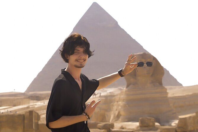 VIP Pyramids tour, Camel Ride, Museum, and Khan +local meal - Key Points  