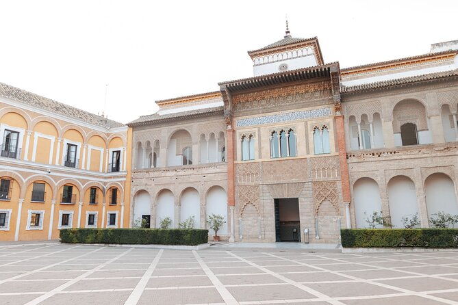 vip-seville-tour-exclusive-alcazar-first-entry-pre-opening